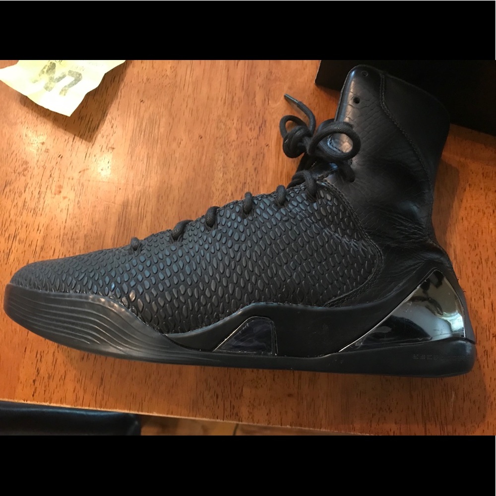 Kobe 9 EXT high top “black snake skin”